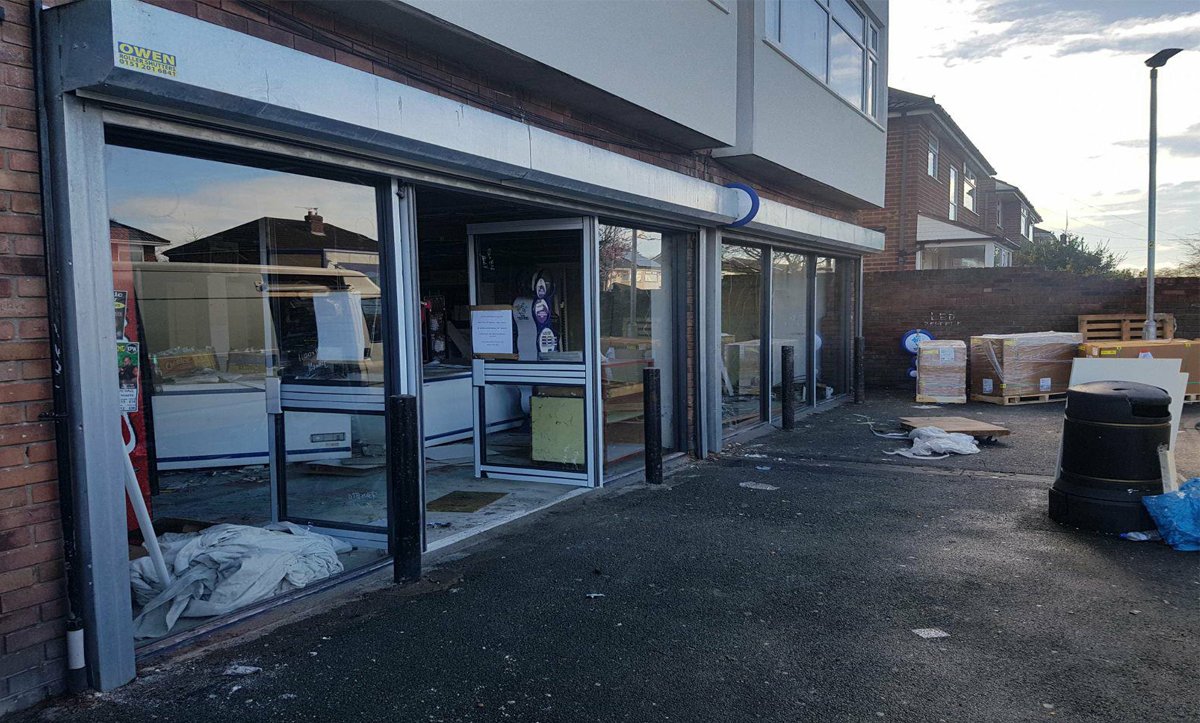 Shop Front Manufacturer in Bournemouth, Shop Front Manufacturers in Bournemouth, Shop Front Manufacturer Installation in Bournemouth, Shop Front Manufacturer Installer in Bournemouth, Shop Front Manufacturer, Bournemouth,